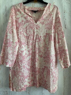 Brooks Brothers Women’s Pink and Cream Floral Tunic Top